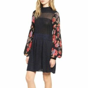 FREE PEOPLE Black Rose Shine Sweater‎ Knit Floral Sleeves Fit Flare Sz S